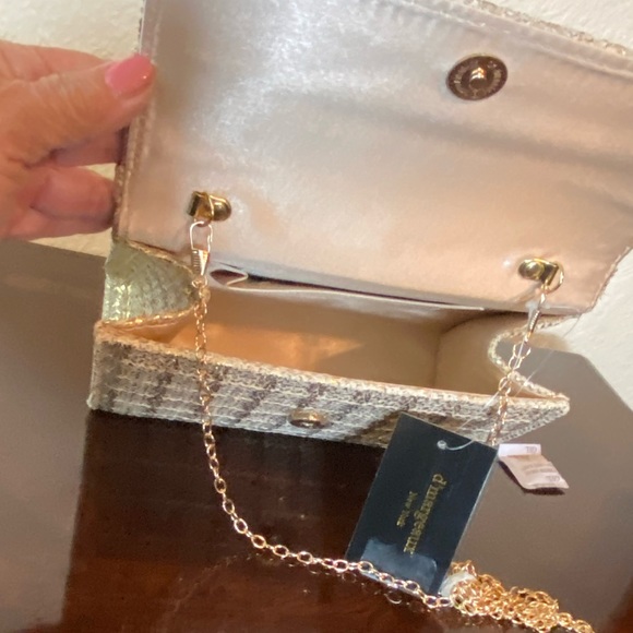 Fabulous D’margeaux New York Crossbody/Tote Gold Convertible Bamboo handles NWT - Picture 13 of 16